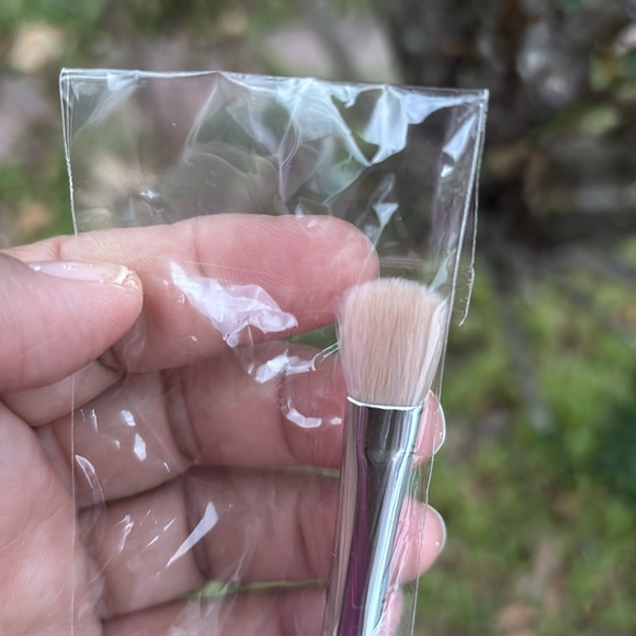 FARMASI SHADER BRUSH 04 - Picture 7 of 11